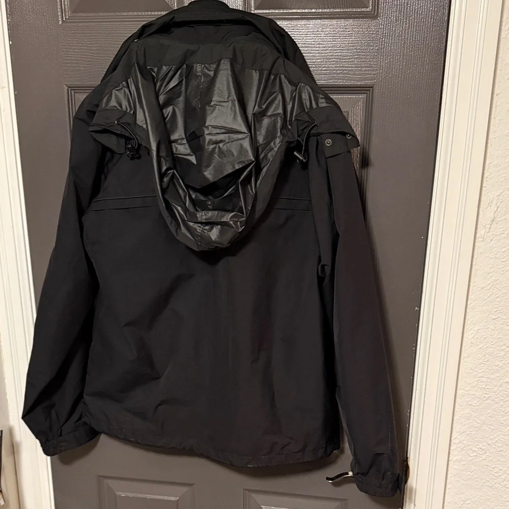 Armani Collezioni Black Windbreaker Jacket - Picture 3 of 3